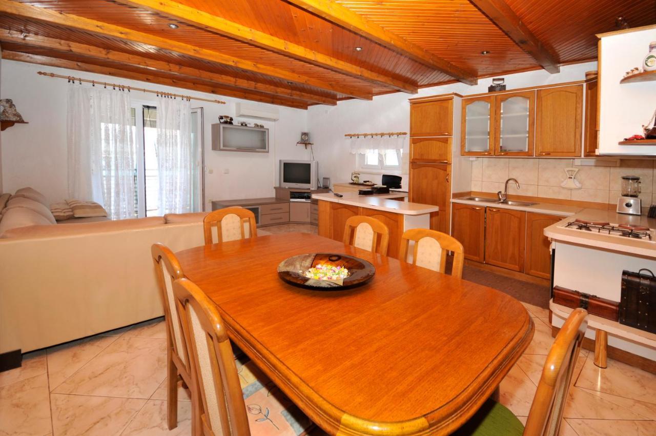 Apartman Elena Trogir Exteriér fotografie